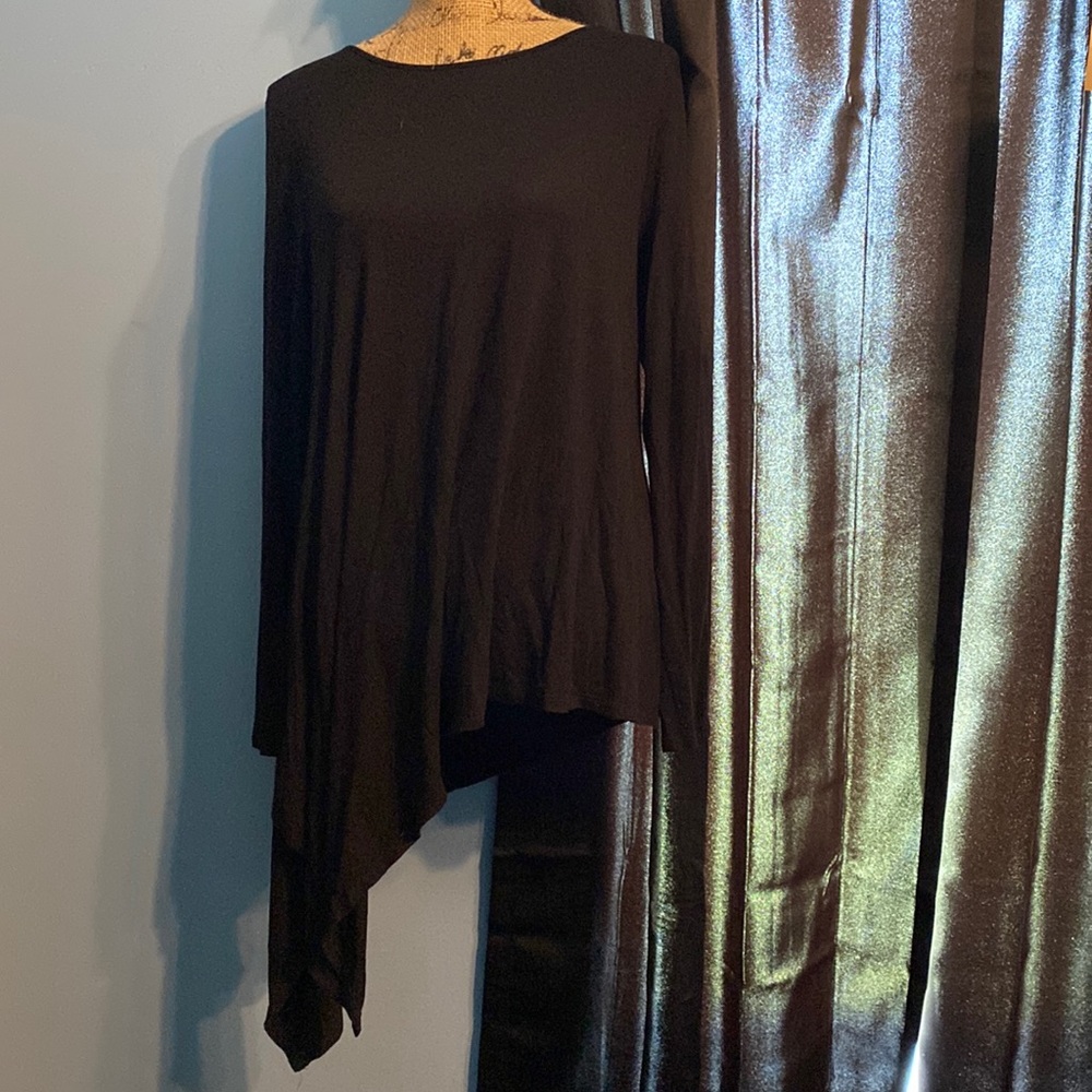Black long sleeve shirt